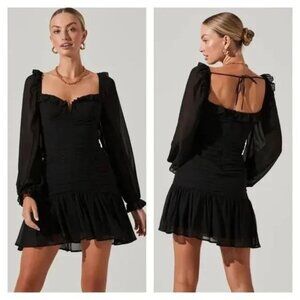 Astr The Label Women's Carmella Smock Long Sleeve Black Dress L NWT